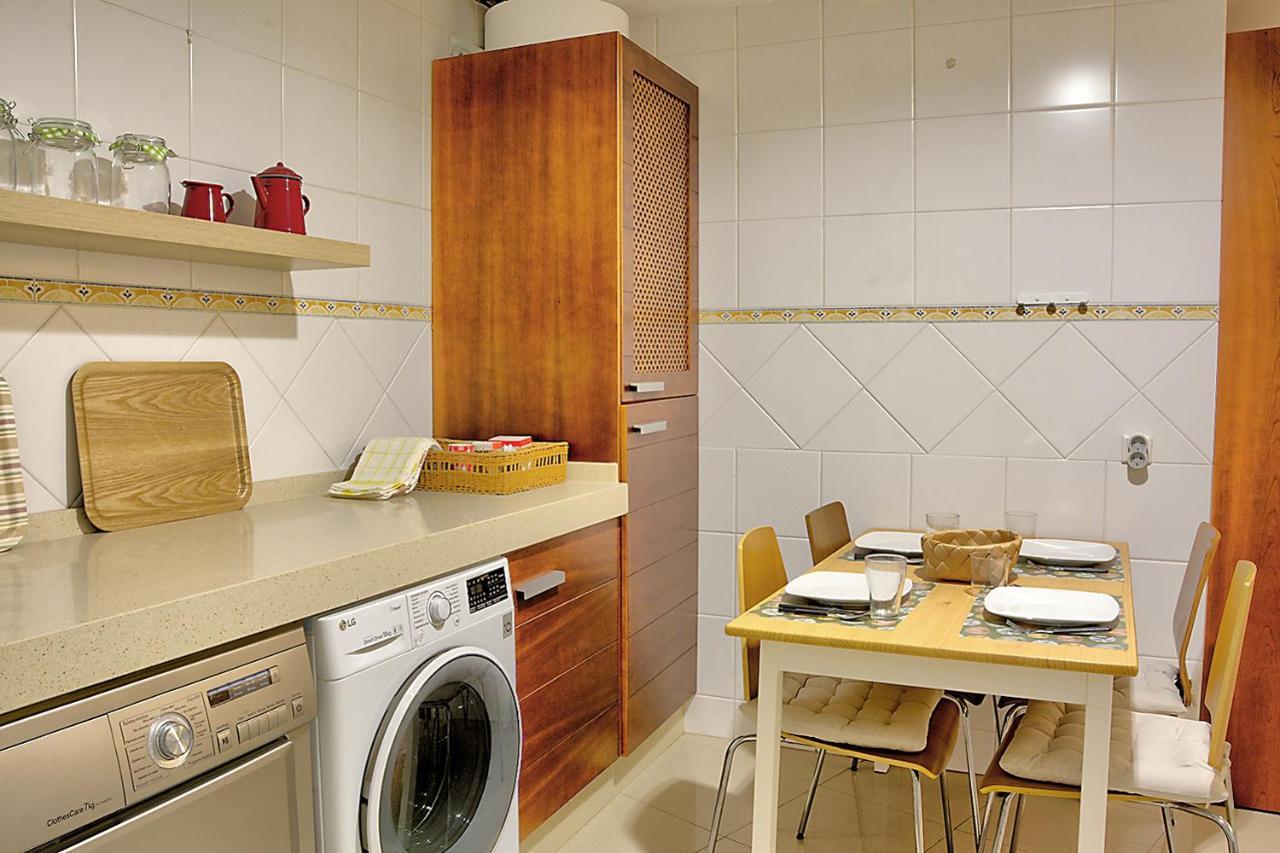 San Bernardo Family Apartment Sevilla Exteriör bild
