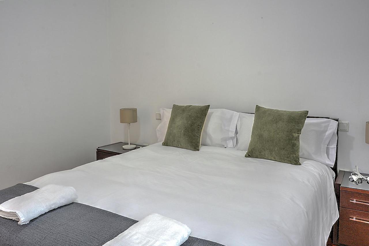 San Bernardo Family Apartment Sevilla Exteriör bild