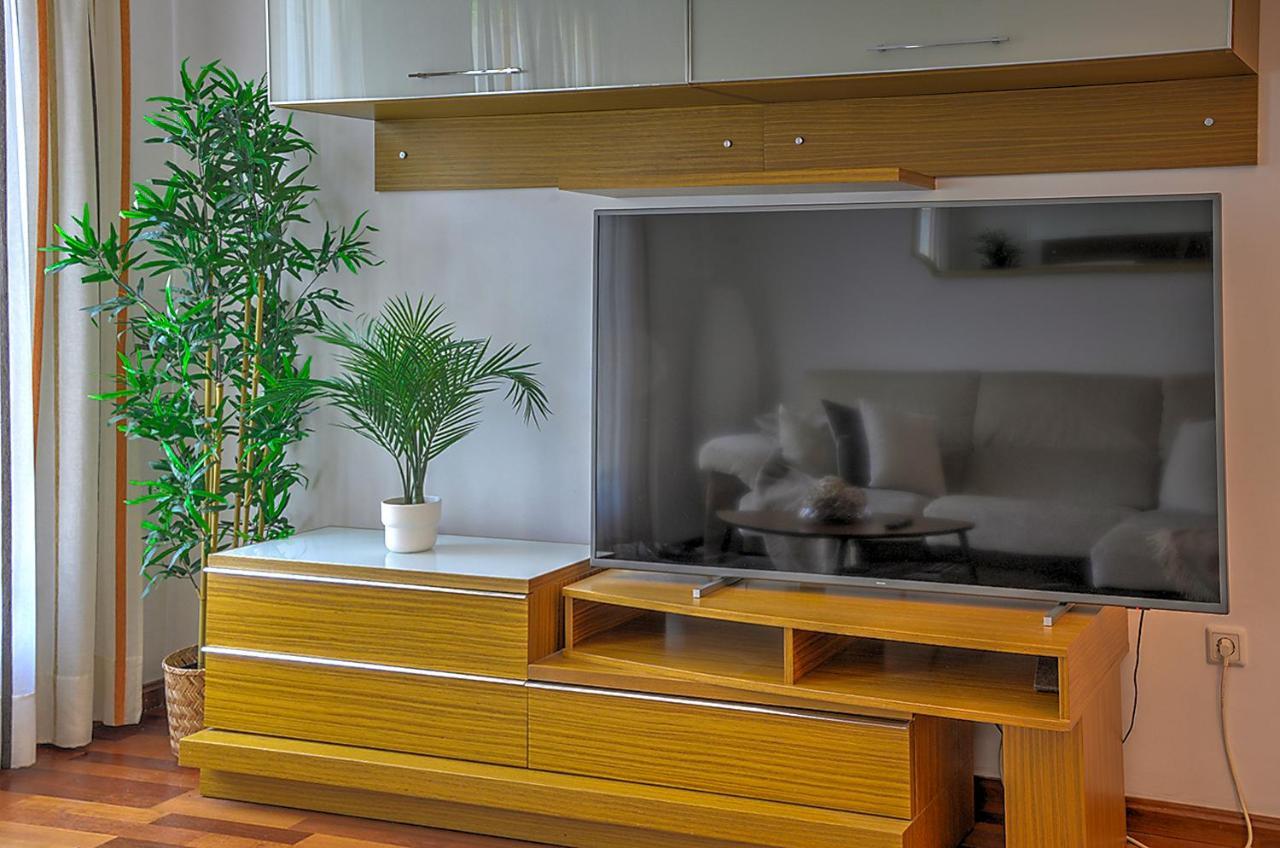 San Bernardo Family Apartment Sevilla Exteriör bild