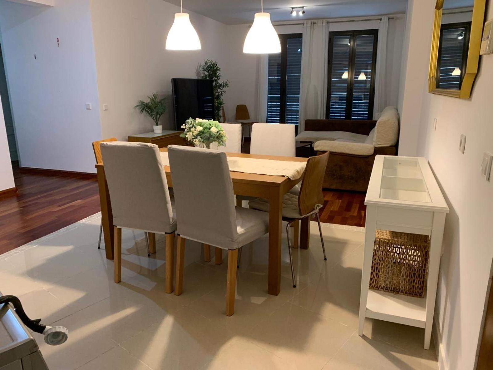 San Bernardo Family Apartment Sevilla Exteriör bild